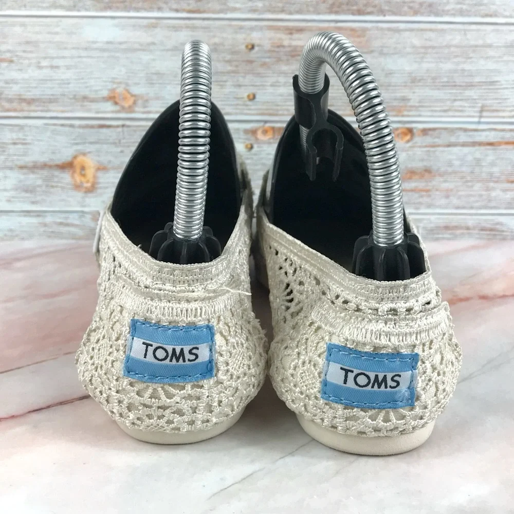 Toms lace flats